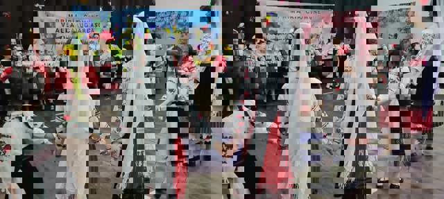 Mugurașii dintre vii aduc primăvara pe scenă 🌸